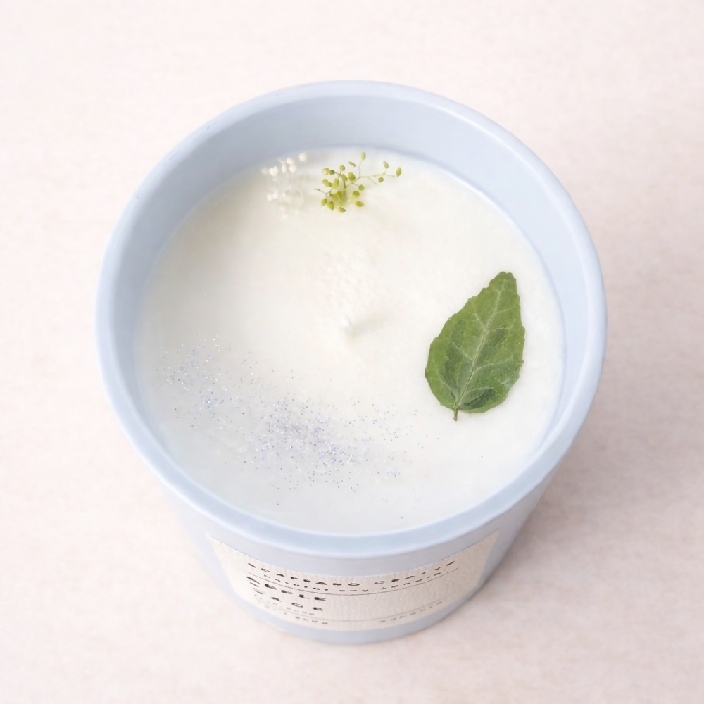 Apple and Sage Candle (7oz)