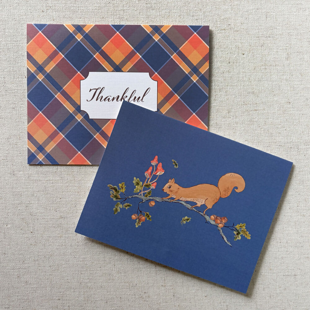looshka-studio-autumn-squirrel-plaid-cards